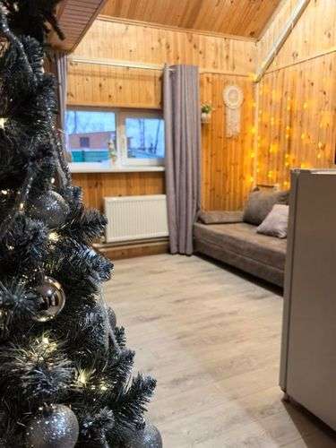 listing card gallery